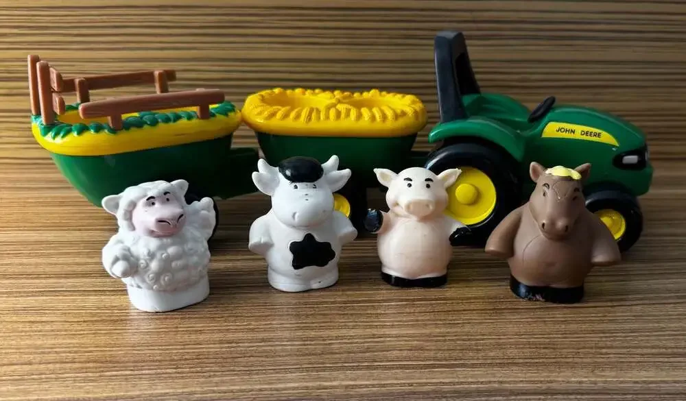 John Deere Animal Sounds Hayride Tractor Toy with Trailers and 4 Figures